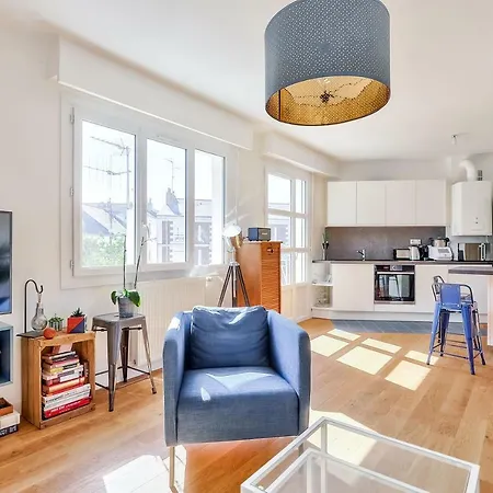 Apartment Large In The Devallieres-zola District Nantes